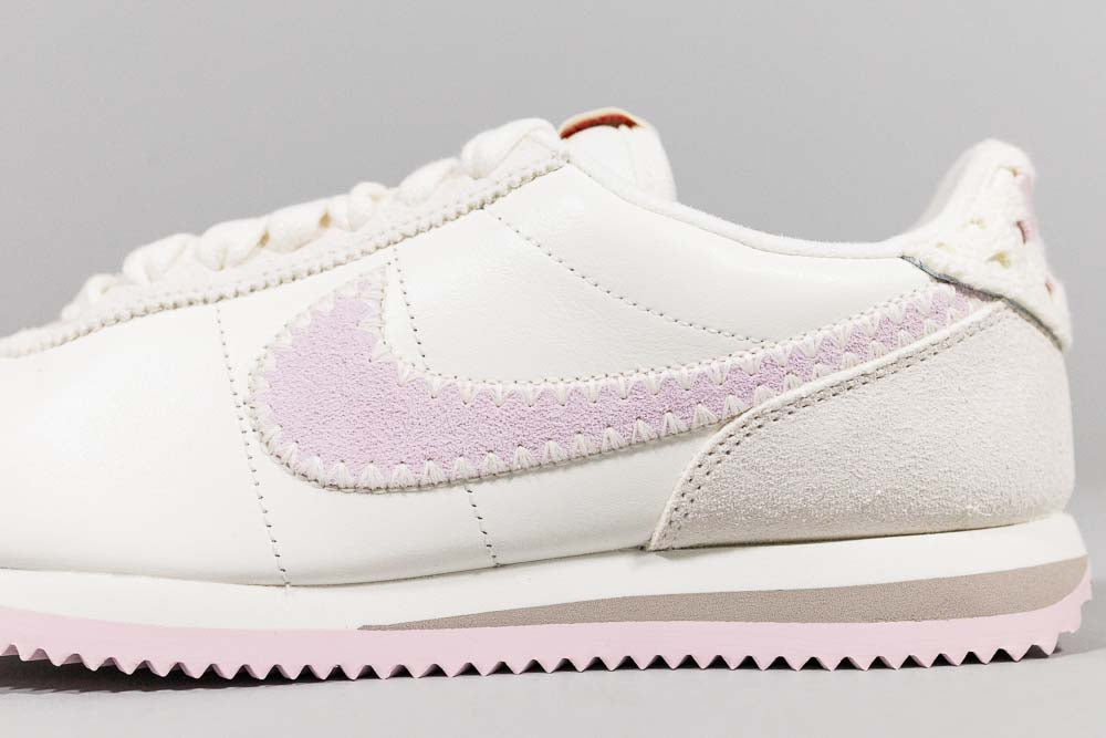 Women's Nike Cortez 'Valentine's Day' - [sku] - Lust México