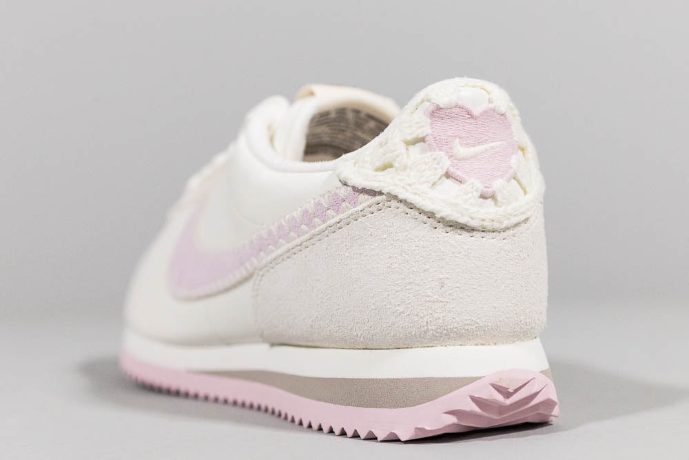 Women's Nike Cortez 'Valentine's Day' - [sku] - Lust México