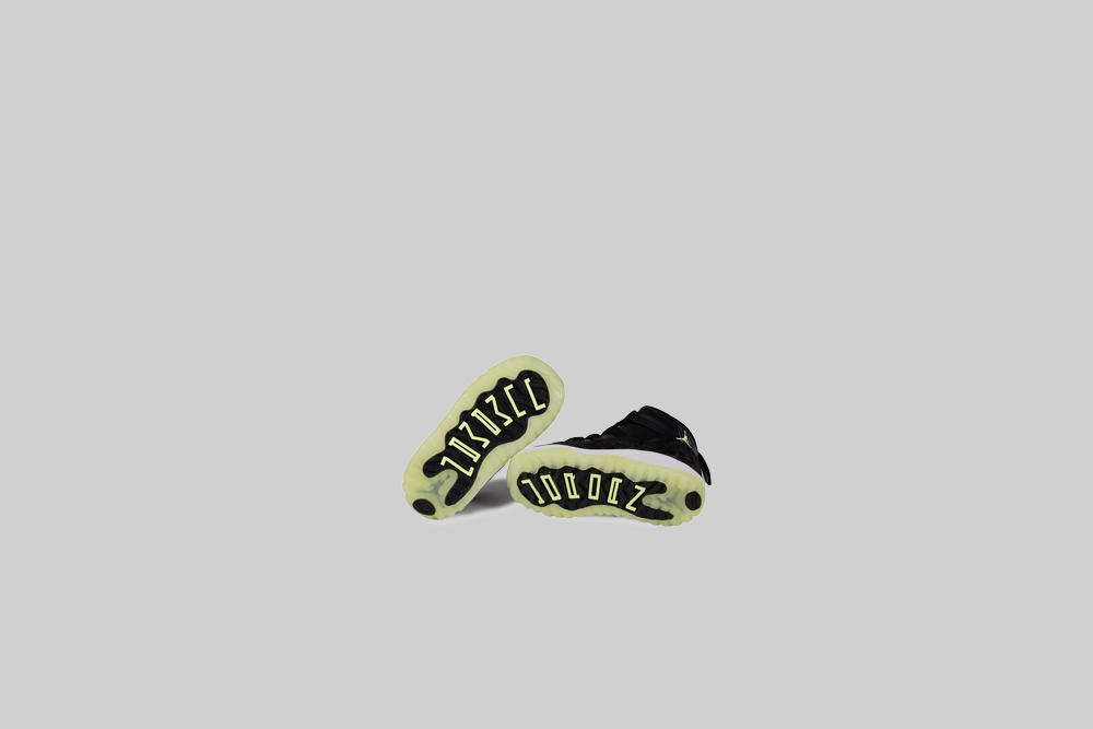 Jordan 11 Retro 'Black and Barely Volt'  (TD) - IB1380-001 FTW - SNEAKERS - KIDS - KIDS - INLINE - WI - 25 en Lust México