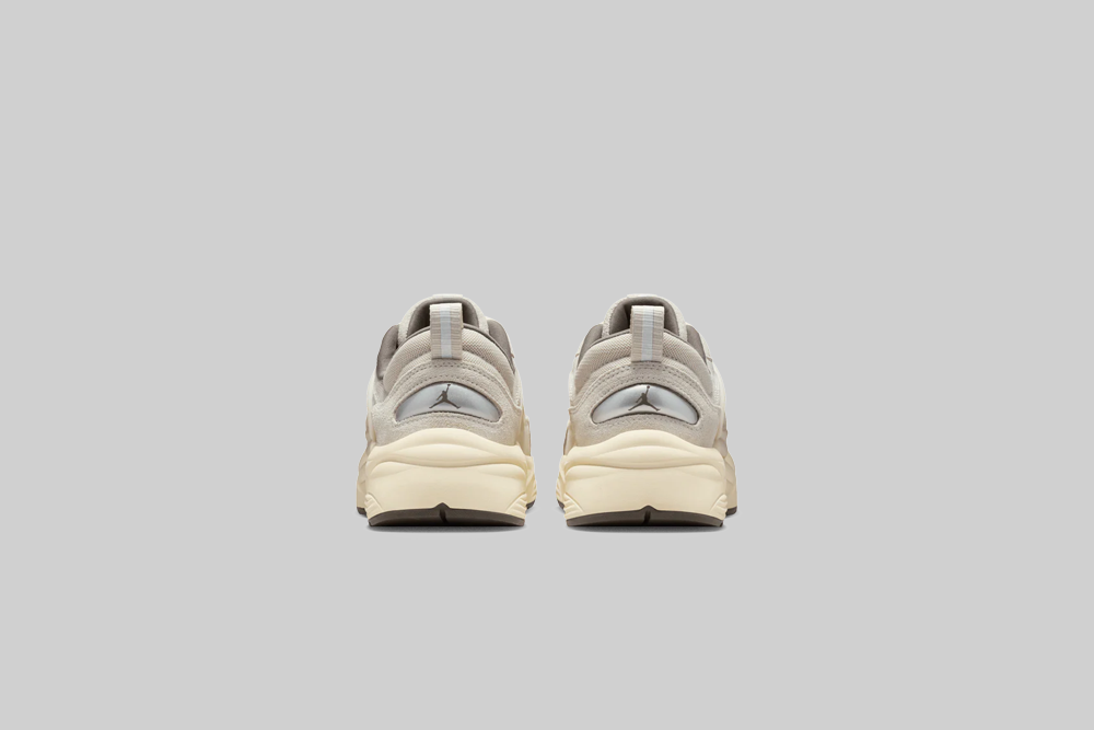 Jordan Trunner O/S 'Light Orewood' - IB3722-101 FTW - SNEAKERS - MEN - ADULT - INLINE - WI - 25 en Lust México