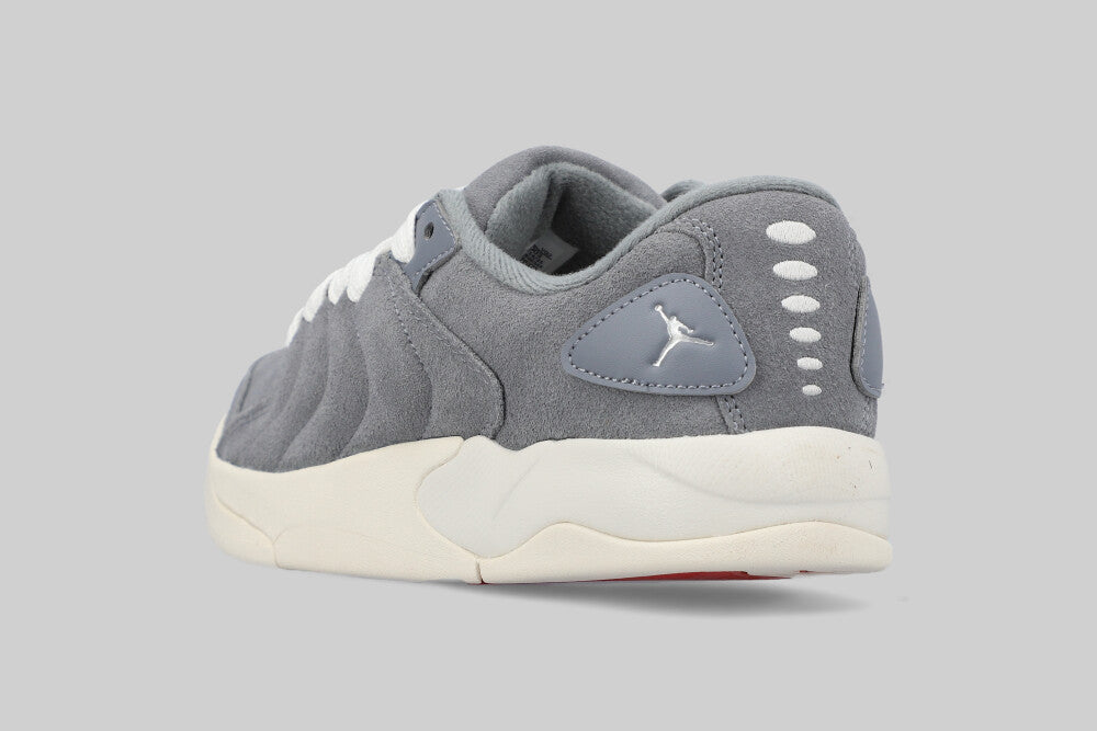 Jordan Session 'Cool Grey' - IB3731-003 - Lust México
