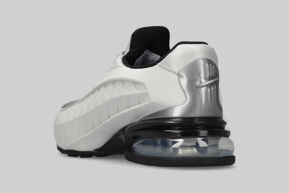 Women's Nike Air Max Dolce 'Metallic Silver' - IB4527-001 - Lust México