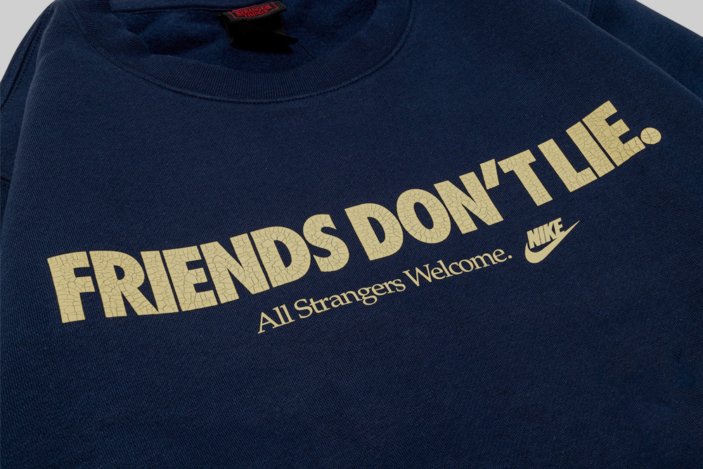 Nike x Stranger Things Fleece Crew Hoodie - IB5662-410 APP - TOP - MEN - ADULT - QS - WI - 25 en Lust México