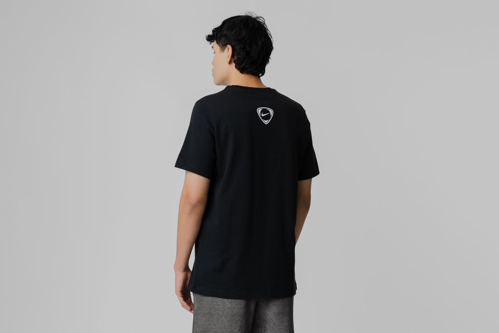 Nike Total 90 Graphic Tee 'Black' APP - TOP - MEN - ADULT - QS - FA - 25 en Lust México