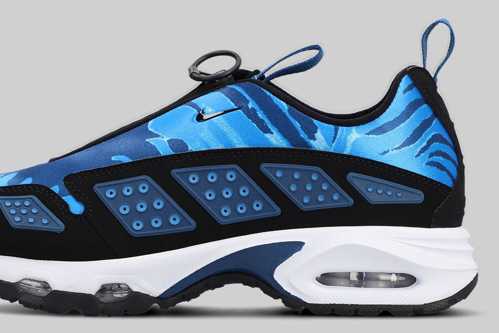 Nike Air Max SNDR 'Black and Photo Blue'