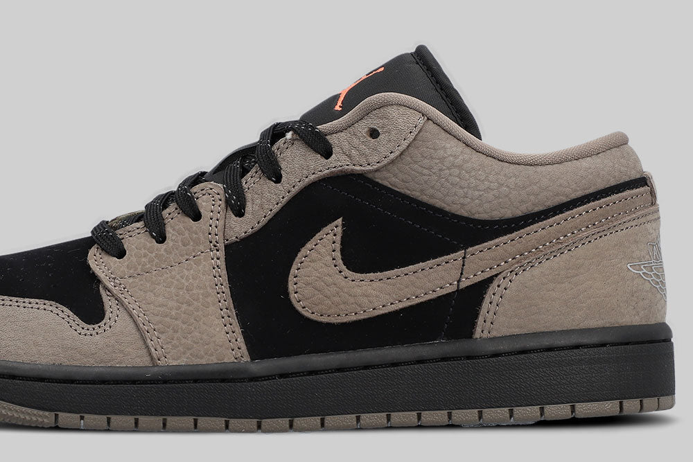 Jordan 1 Low SE 'Black' - IB7109-005