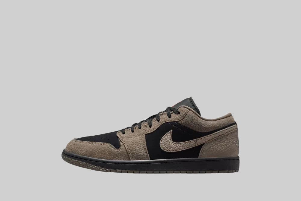 Jordan 1 Low SE 'Black' - IB7109-005