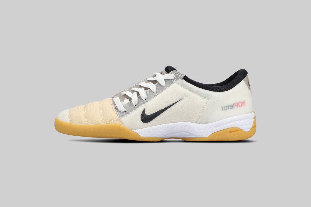 Nike Total 90 &