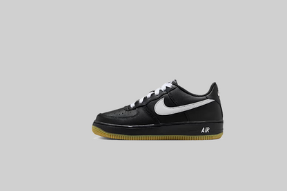 Nike Air Force 1 LV8 &
