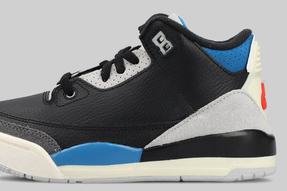 Air Jordan 3 &