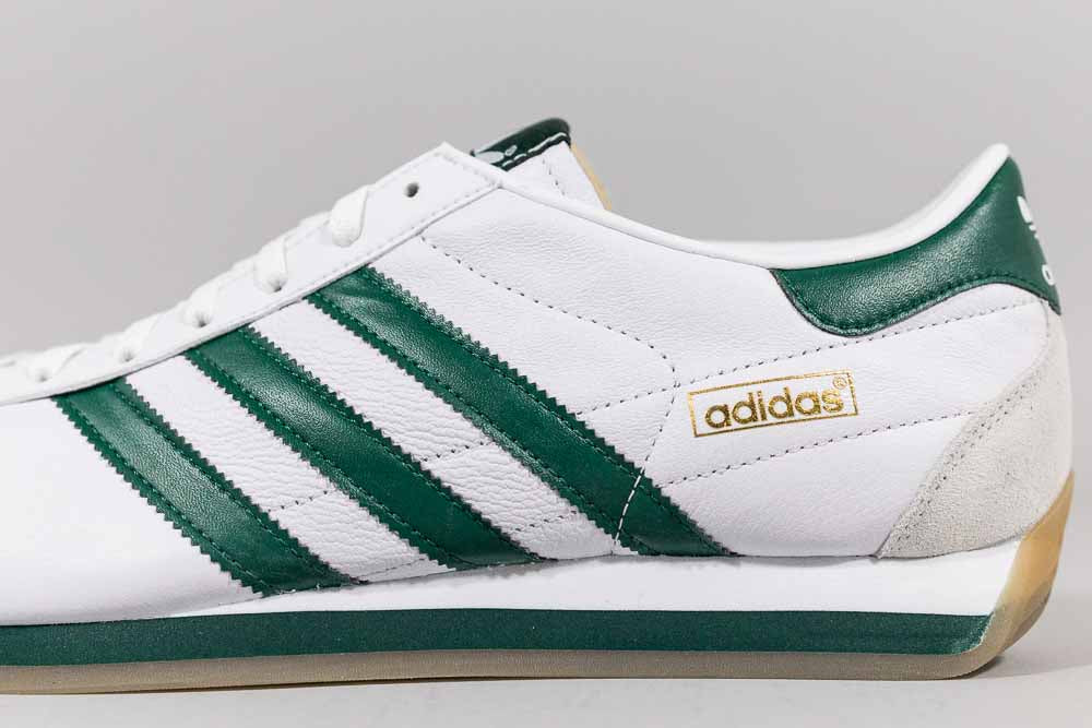 Green and white adidas hotsell