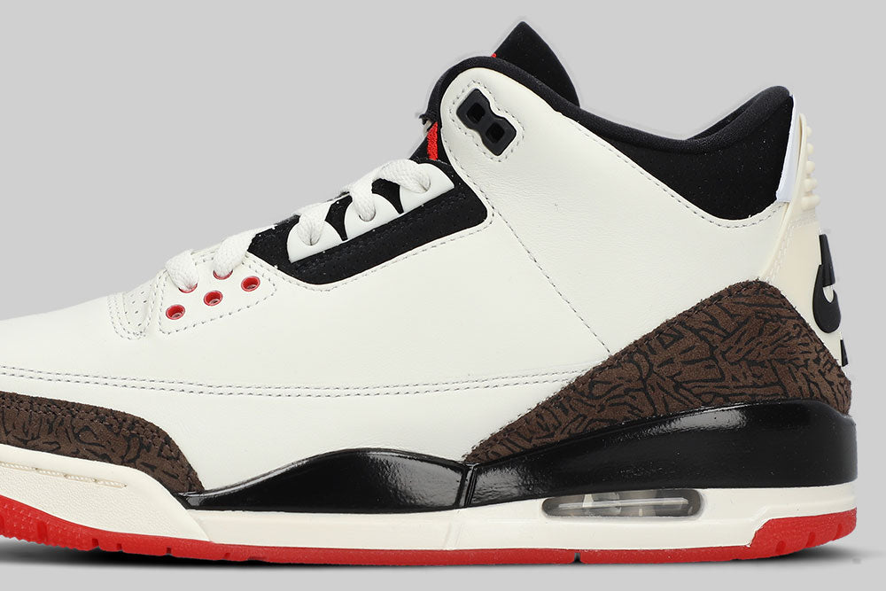 Air Jordan 3 'Sail and University Red' - IF4396-103 - Lust México