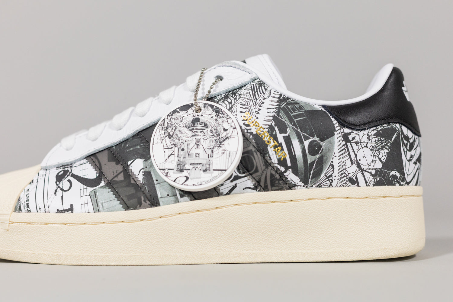 adidas x Nanzuka Star Wars Superstar XLG &quot;C-3PO&quot;