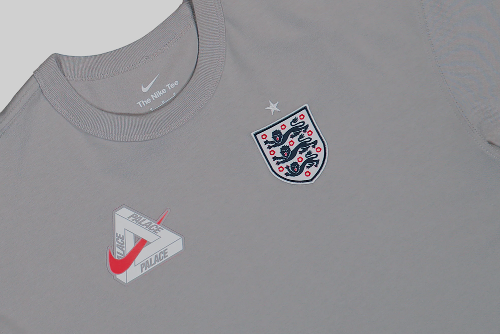 Nike x Inglaterra x Palace Premium Tee - IM6598-052 - Lust México