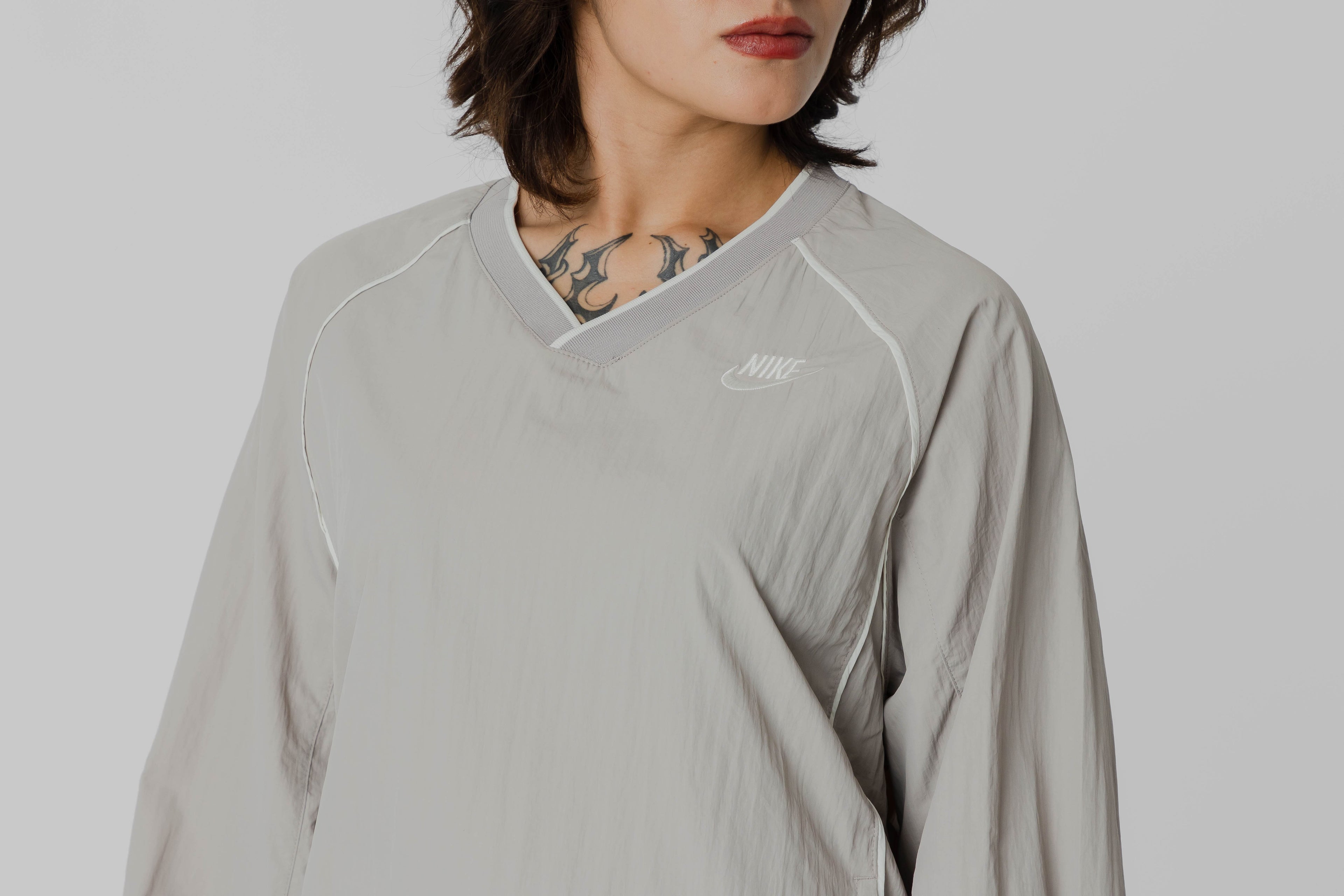 Women's Nike Sportswear Windrunner Pullover -  IM7447-009 - Lust México