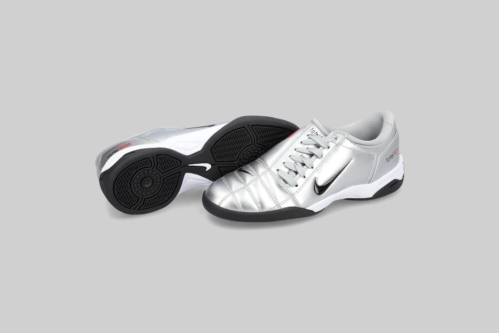 Women's Nike Total 90 III SP 'Metallic Silver and Red' - IM7595-001