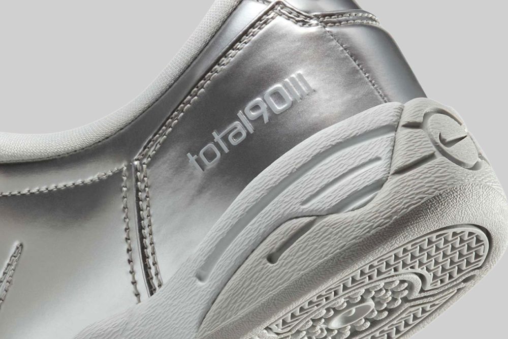 Women's Nike Total 90 III SP 'Metallic Platinum'