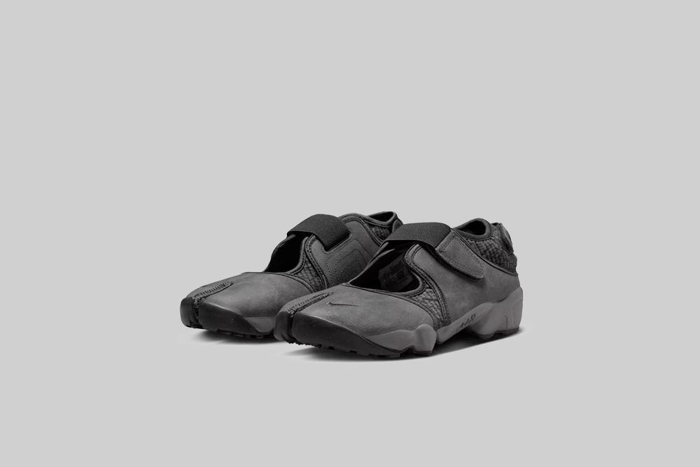 Women's Nike Air Rift Medium Ash and Flat Pewter ´Black´- IO0278-254