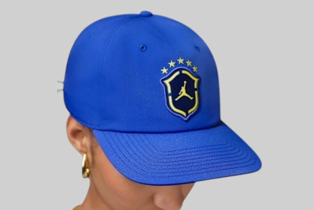 Jordan Brasil Pro Unstructured Flat Bill Hat - IO4448-417 - Lust México