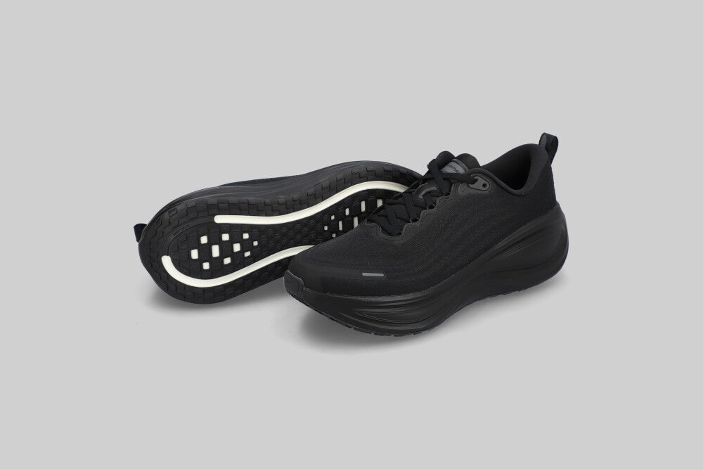 Nike Vomero Plus 'Black' - IO4482-002 - Lust México