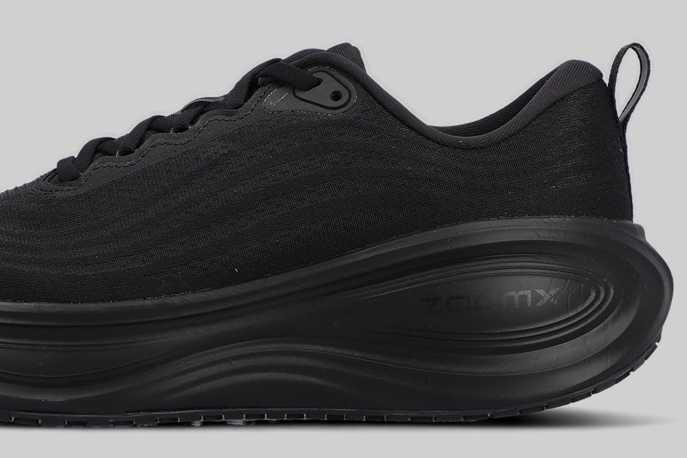 Nike Vomero Plus 'Black' - IO4482-002 - Lust México