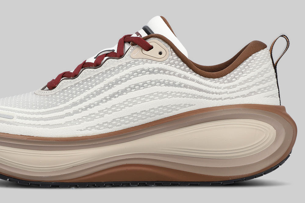 Nike Vomero Plus 'Sail and Baroque Brown' - IO4482-100 - Lust México