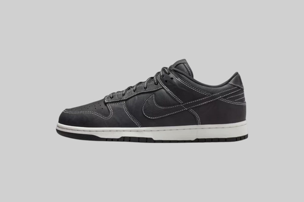 Nike Dunk Low Off 'Noir and Summit White' - IO4550-001