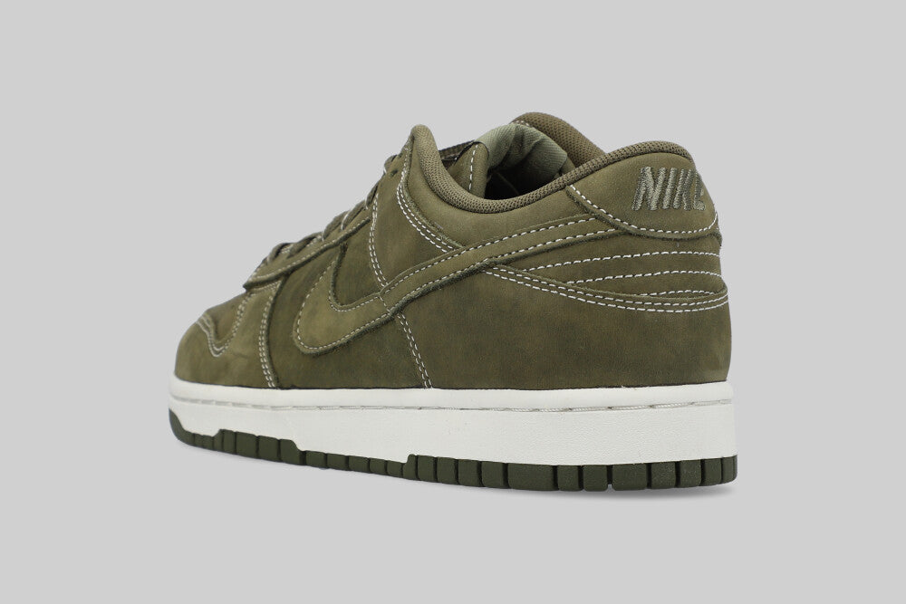 Nike Dunk Low 'Medium Olive and Summit White' - IO4550-200 - Lust México