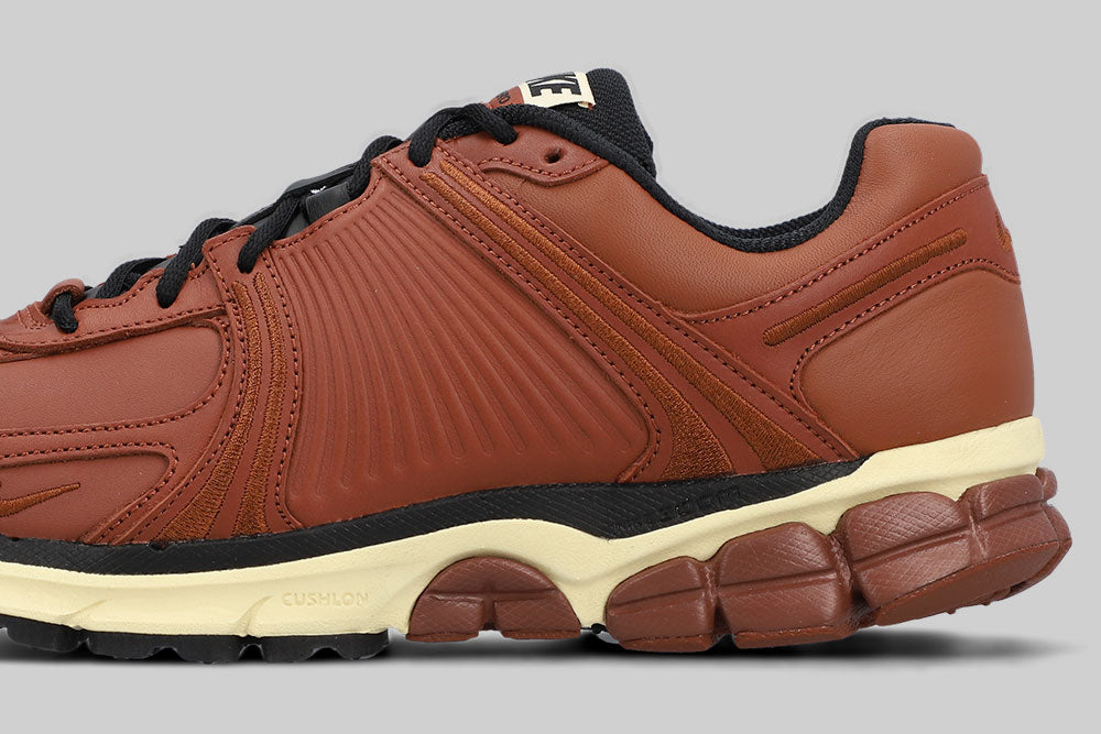 Nike Zoom Vomero 5 'Pony' - IO4555-200 - Lust México
