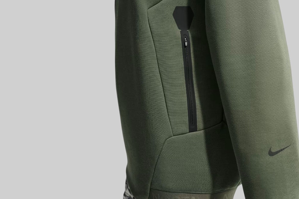 Nike x NOCTA Trapeziud-Cut Crew-Neck Sweatshirt - IO9014-385