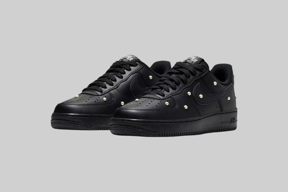 Women's Nike Air Force 1 '07 SE 'Black' - IQ0133-001