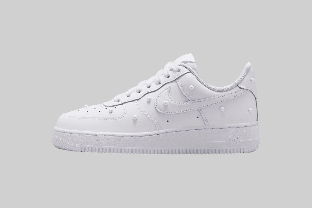 Women's Nike Air Force 1 '07 SE 'Summit White' - IQ0133-101