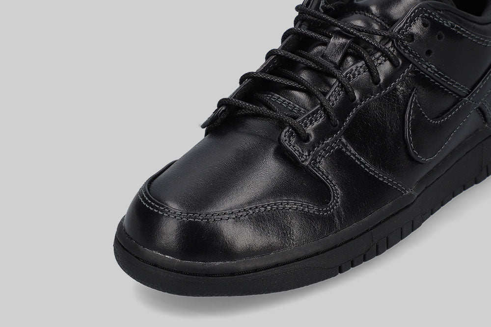Nike Dunk Low 'Black' - IQ3342-001