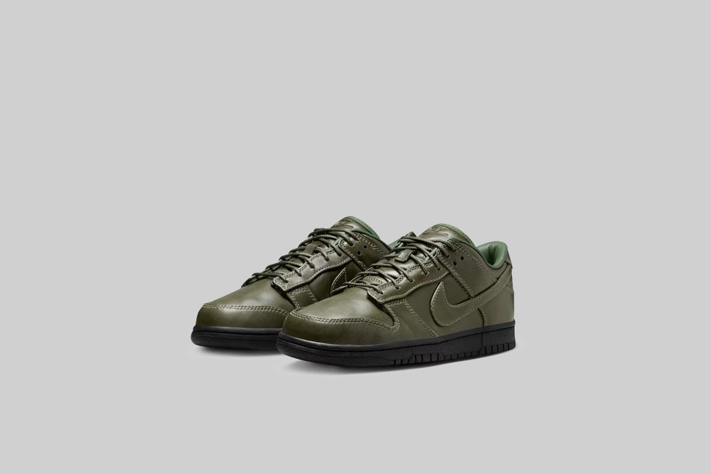 Nike Dunk Low 'Army Olive and Black' - IQ3342-300