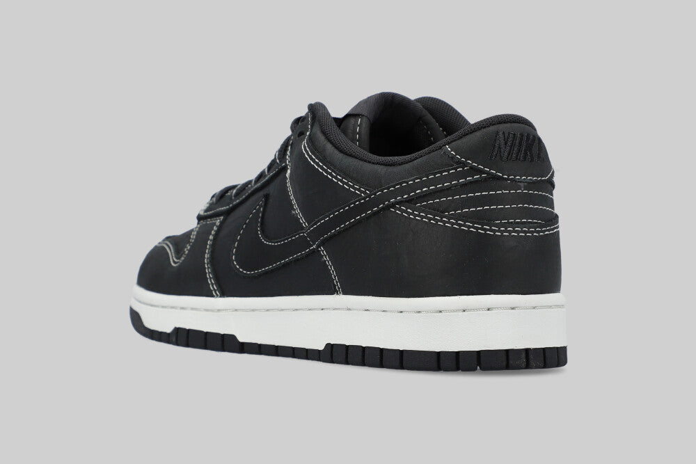 Nike Dunk Low Off 'Noir and Summit White' - IO4550-001