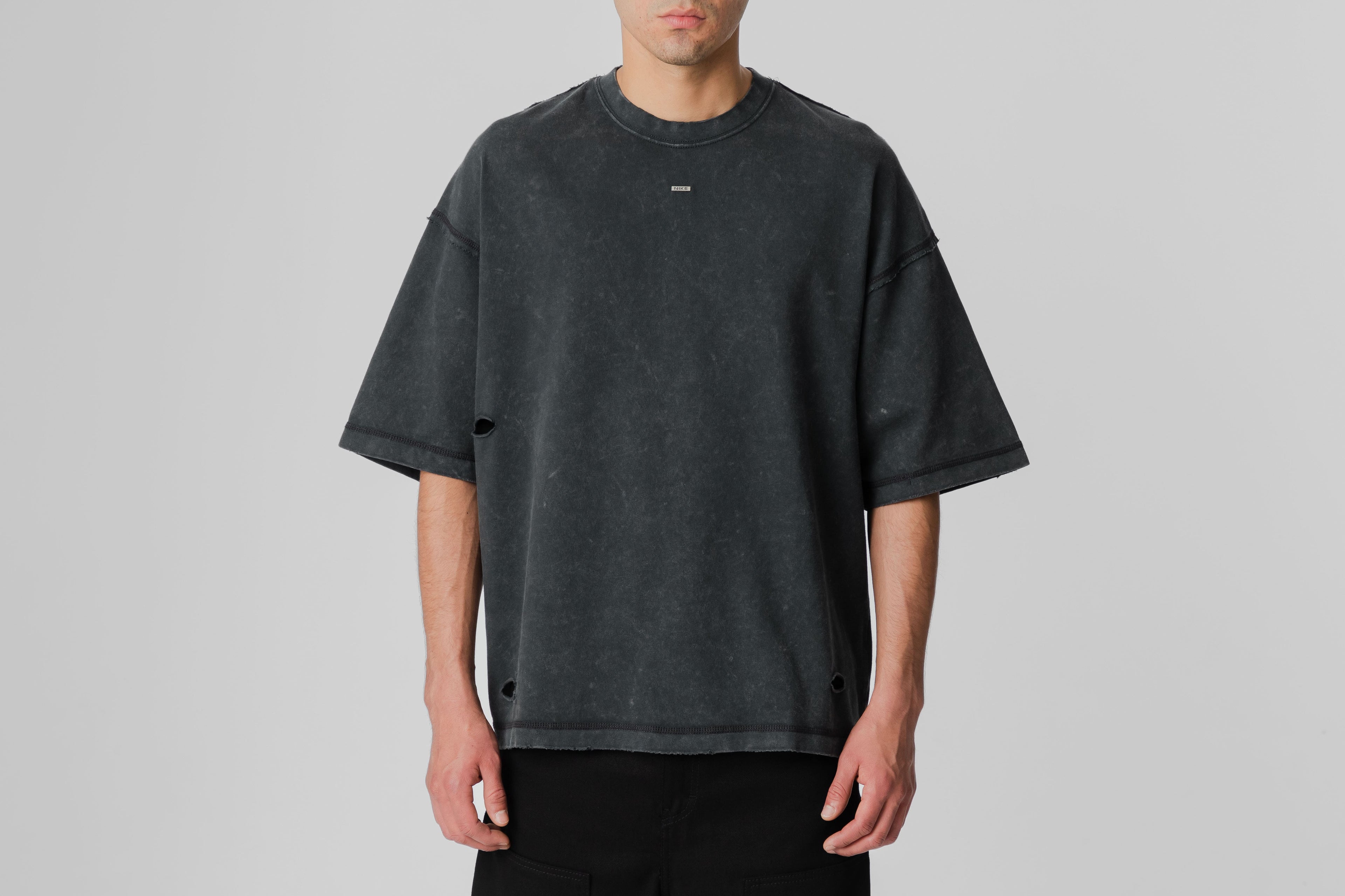 Nike Sportwear Tee - IQ5917-010