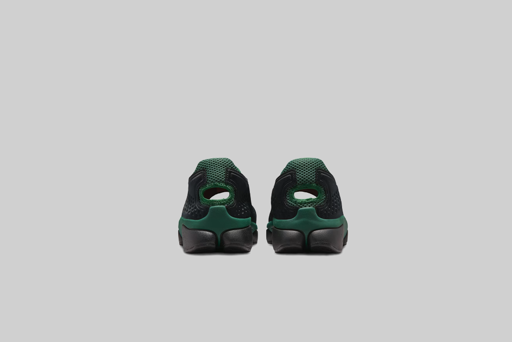Women's Nike Rift 2 'Black and Tm Dark Green' - IQ8006-002