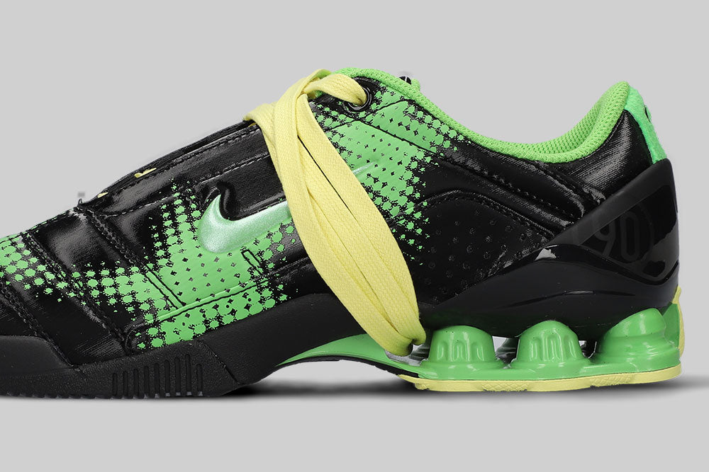 Women's Total 90 Shox Magia 'Black and Yellow Diamond' - IR8176-002