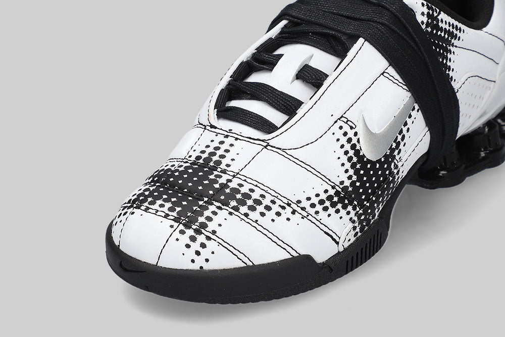 Women's Total 90 Shox Magia 'White and Black' - IR8176-100 - Lust México