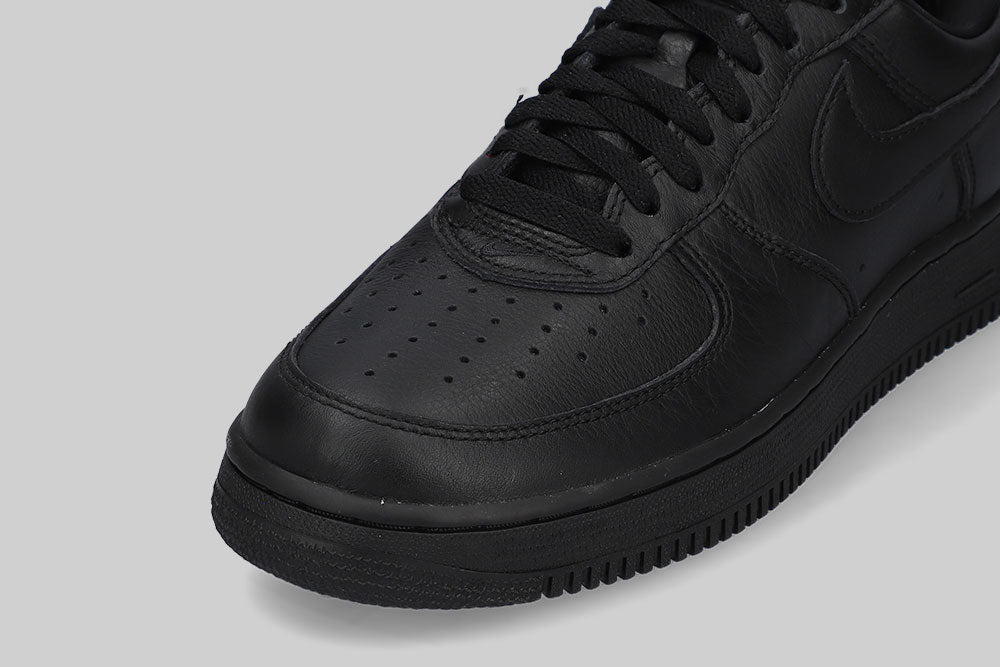 Nike Air Force 1 '01 'Triple Black' - IV4501-001 - Lust México