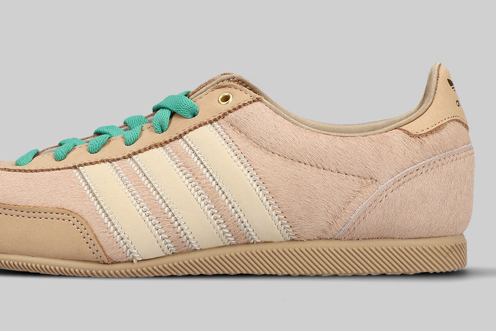 Women's adidas Japan 'Warm Sandstone Crystal Sand Pony' - JP6148 FTW - SNEAKERS - WOMEN - ADULT - INLINE - WI - 25 en Lust México