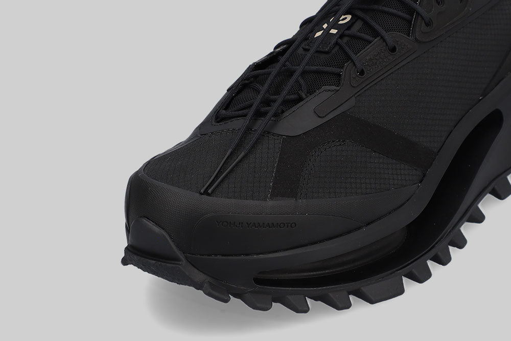 adidas Y-3 S-Gendo Trail 'Triple Black' - JQ0198 FTW - SNEAKERS - MEN - ADULT - QS - WI - 25 en Lust México
