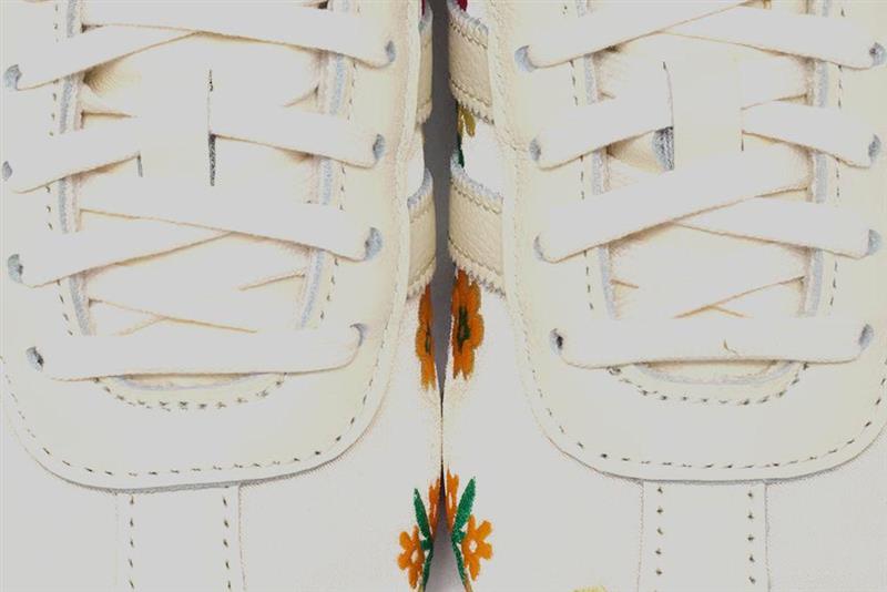 Women's adidas Tokyo 'Floral Embroidery'