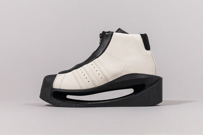 adidas Y-3 Gendo Pro Model &