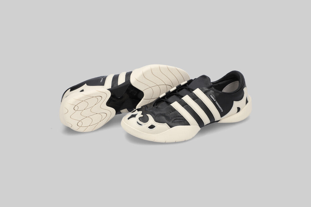 adidas Y-3 Regu 2002 'Black' - JR3600 FTW - SNEAKERS - MEN - ADULT - QS - WI - 25 en Lust México