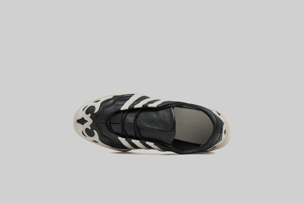 adidas Y-3 Regu 2002 'Black' - JR3600