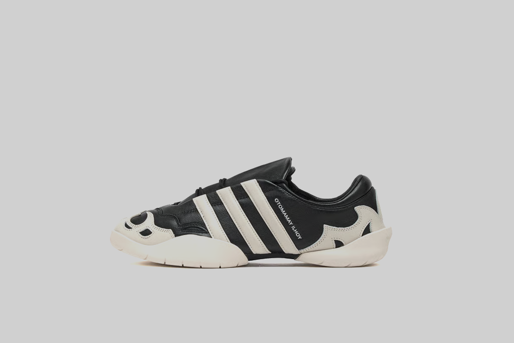 adidas Y-3 Regu 2002 'Black' - JR3600