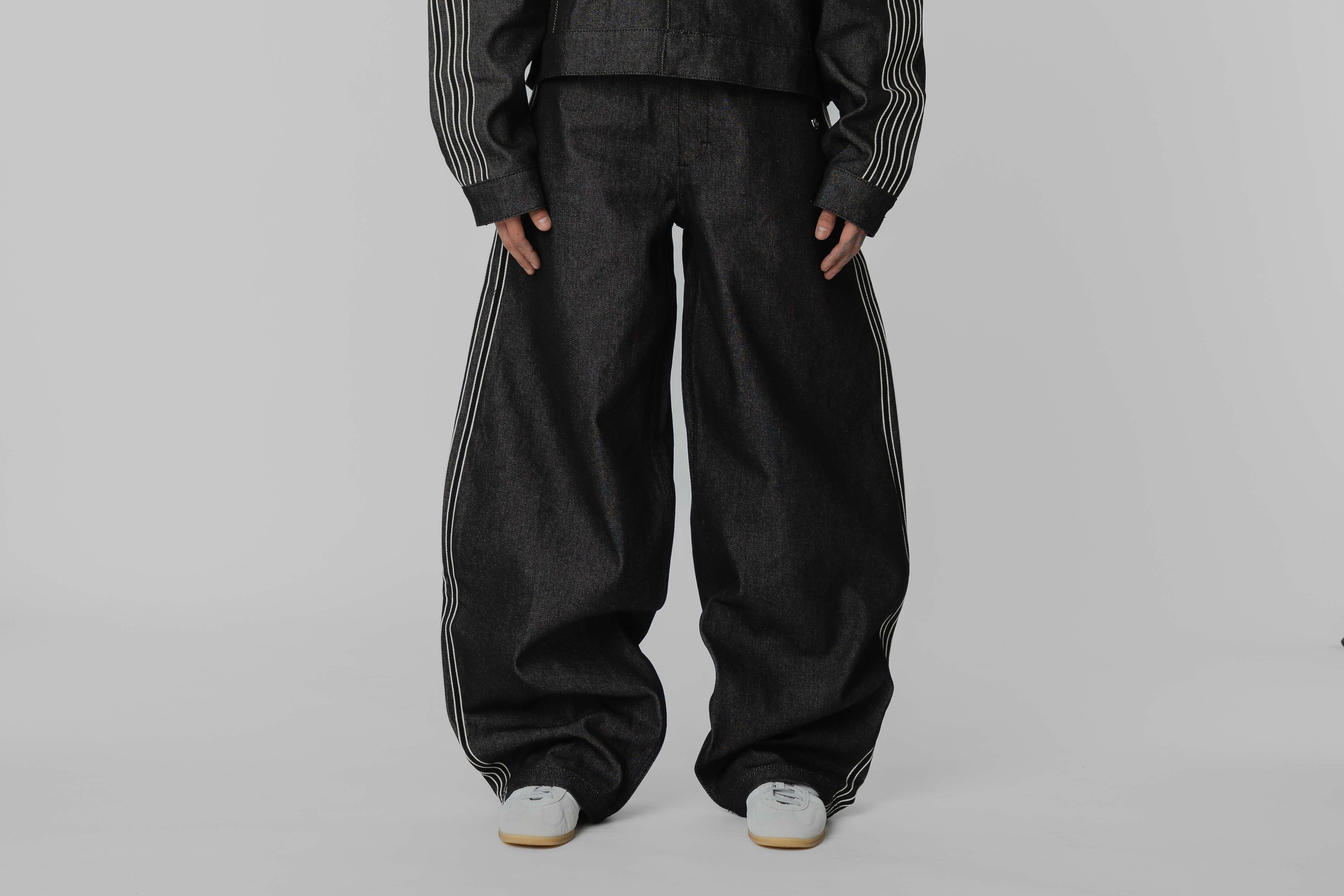 adidas Black Premium Essentials Denim Pants - JV7773 APP - BOTTOM - UNISEX - ADULT - INLINE - FA - 25 en Lust México