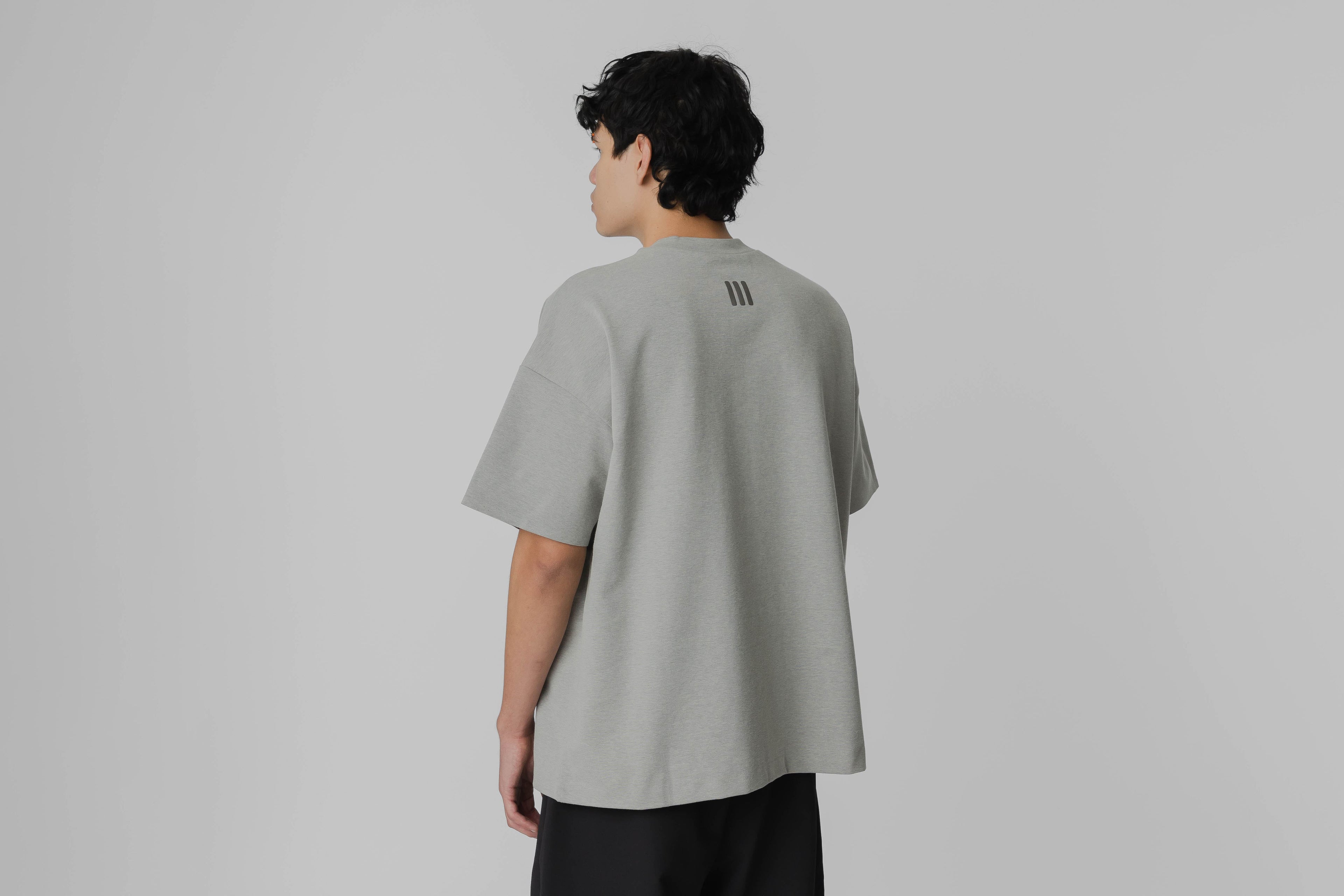 adidas x Fear of God Athletics QDJ Short Sleeve Tee - JZ4894 APP - TOP - MEN - ADULT - QS - WI - 25 en Lust México