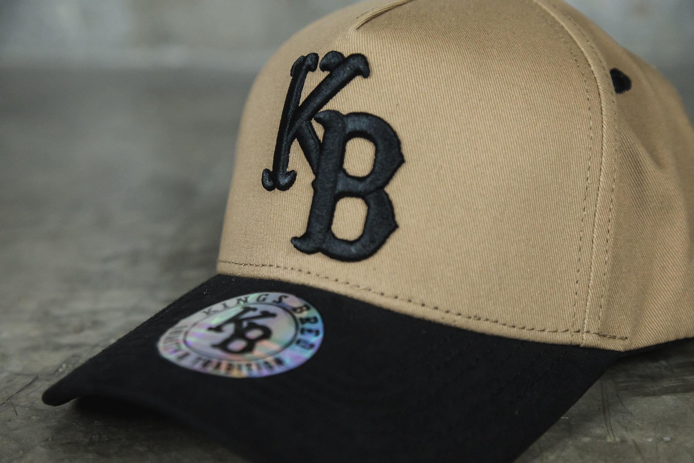 Kings bred The Empire Cap (6938567147586)